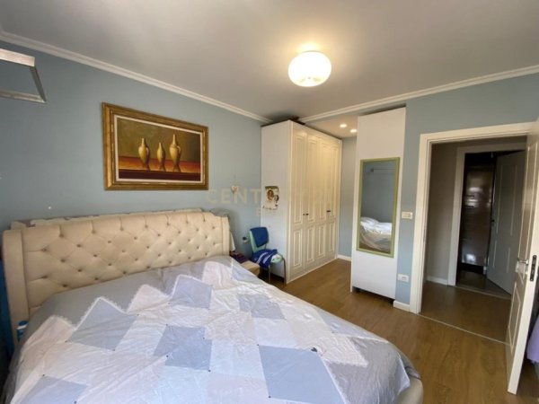 Tirane, shes apartament 2+1 Kati 7, 105 m² 150.000 € (Astir)
