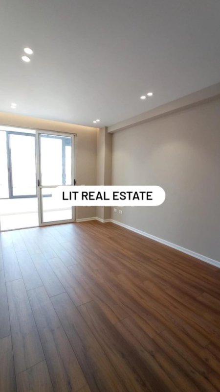 Tirane, shitet apartament 2+1 Kati 7, 112 m² 150.000 € 