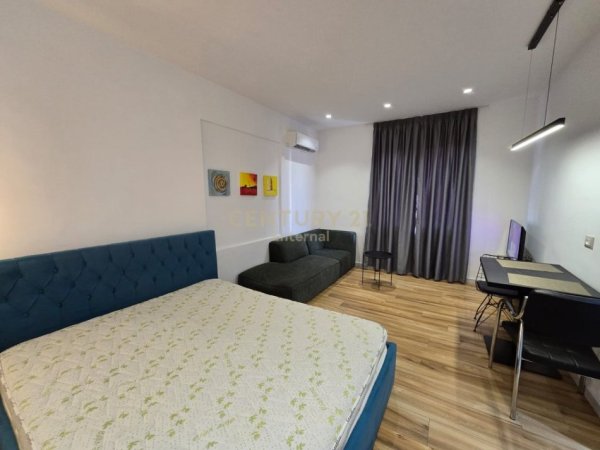 Tirane, jepet me qera apartament 1+1 Kati 5, 55 m² 400 € (xhamia e Tabakeve)