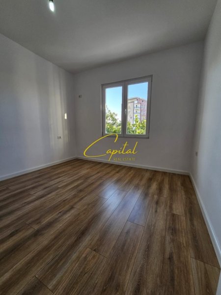 Tirane, shitet apartament 1+1 Kati 5, 48 m² 137.000 € (RRUGA E KAVAJES)