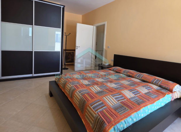 Vlore - Lungomare, shitet apartament 2+1+Ballkon , 103 m² 175.000 € (LUNGOMARE)