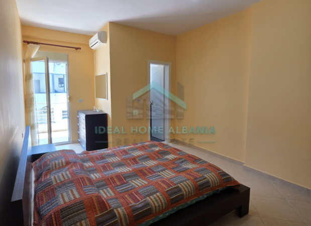 Vlore - Lungomare, shitet apartament 2+1+Ballkon , 103 m² 175.000 € (LUNGOMARE)