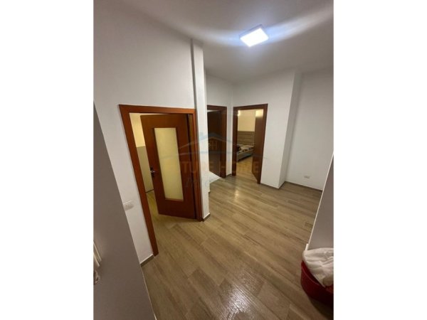 Tirane, jepet me qera apartament 2+1 Kati 6, 70 m² 600 € (Vizion Plus)
