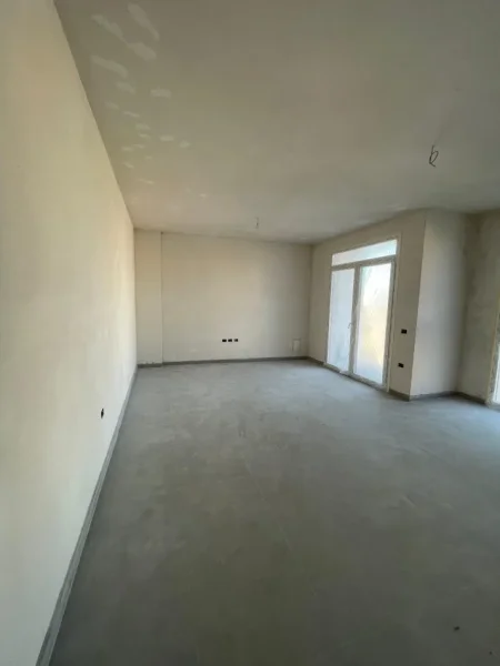 Tirane, shitet apartament 1+1+Ballkon Kati 3, 71 m² 132.275 € (Bulevardi i Ri)