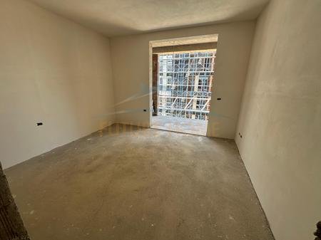 Tirane, shitet apartament 2+1 Kati 5, 197.200 m² 197.200 € (Bulevardi i Ri)