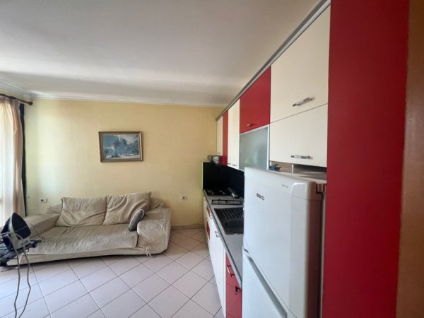Perball Delijorgjit, jap apartament 3+1+Ballkon Kati 10, 115 m² 600 € (pranohen student))