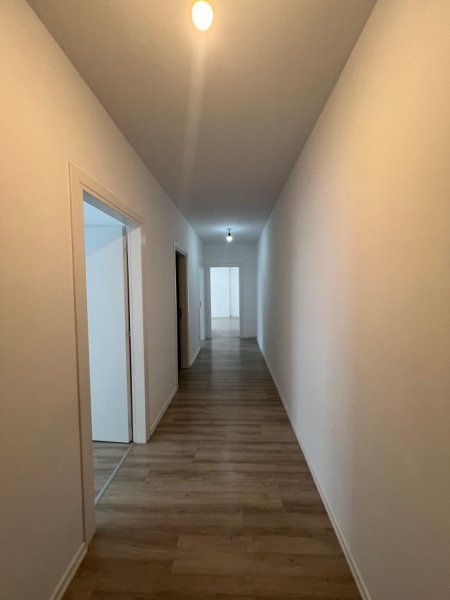 Tirane, shitet apartament 2+1+Ballkon Kati 2, 105 m² 170.000 € 