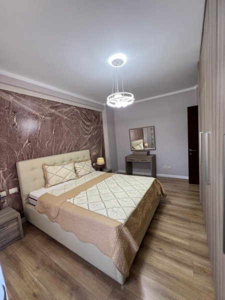 Tirane, shitet apartament 2+1+Ballkon Kati 4, 101 m² 147.000 € 