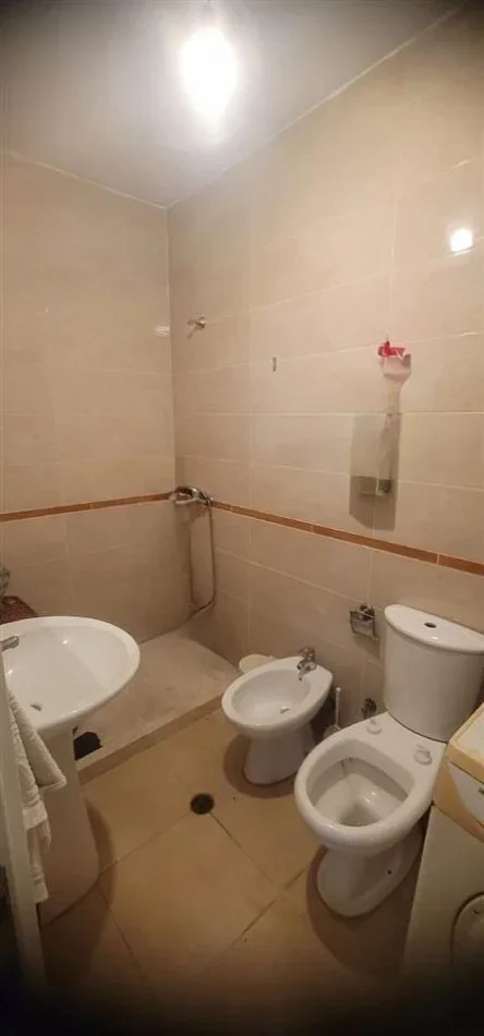 Tirane, shitet apartament 2+1 Kati 3, 138 m² 185.500 € (AMERIKAN 3)