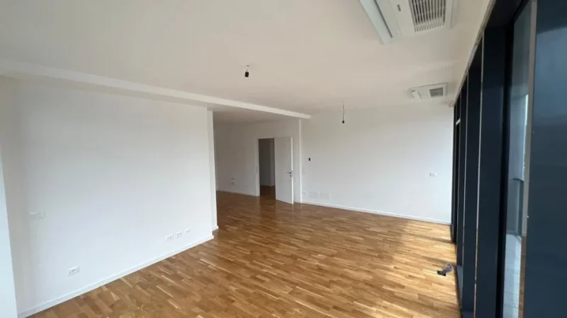 Tirane, jepet me qera zyre Kati 7, 136 m² 1.400 € (RRUGA E KOSOVAREVE)