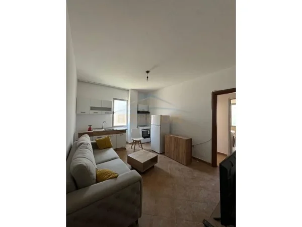 Tirane, shitet apartament 2+1+Ballkon Kati 2, 125 m² 145.000 € (rruga Muhamed Deliu)