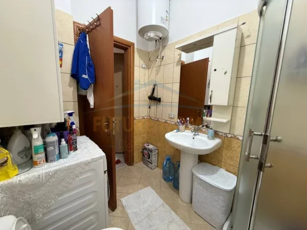 Tirane, shitet apartament 2+1 Kati 0, 66 m² 100.000 € (rruga muhamed deliu)