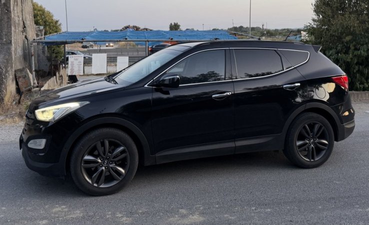 Tirane, shitet makine hyundai Nafte, e zeze automatik Kondicioner 240.000 km 9.800 €