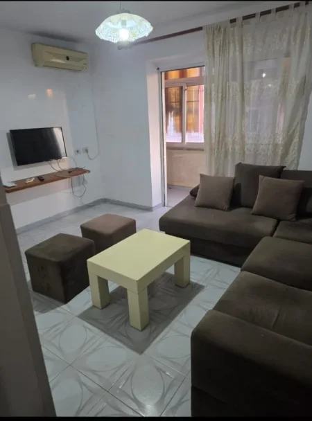 Tirane, shitet apartament 1+1+Aneks+Ballkon Kati 2, 56 m² 80.000 € (Rruga e Dibres, Rajoni nr.4)
