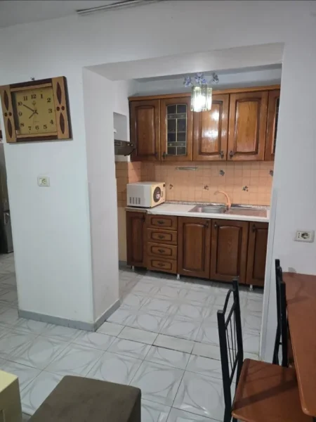 Tirane, shitet apartament 1+1+Aneks+Ballkon Kati 2, 56 m² 80.000 € (Rruga e Dibres, Rajoni nr.4)