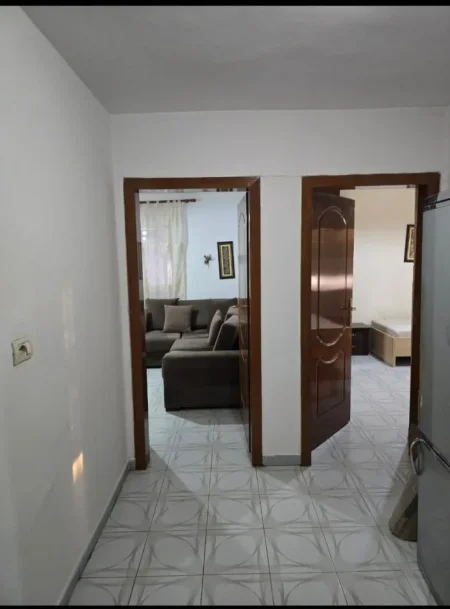 Tirane, shitet apartament 1+1+Aneks+Ballkon Kati 2, 56 m² 80.000 € (Rruga e Dibres, Rajoni nr.4)