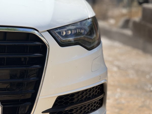 Librazhd, shes makine Audi A6 3.0T Quattro Supercharged Benzin+Gaz, e bardhë manuale Klima 300 km 12.000 €