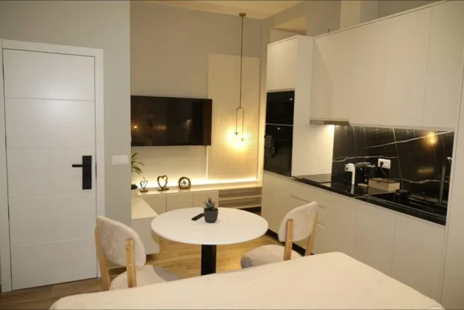 Tirane, shes garsonier 1+1+Ballkon Kati 1, 75 m² 268.000 € (zogu i zi)