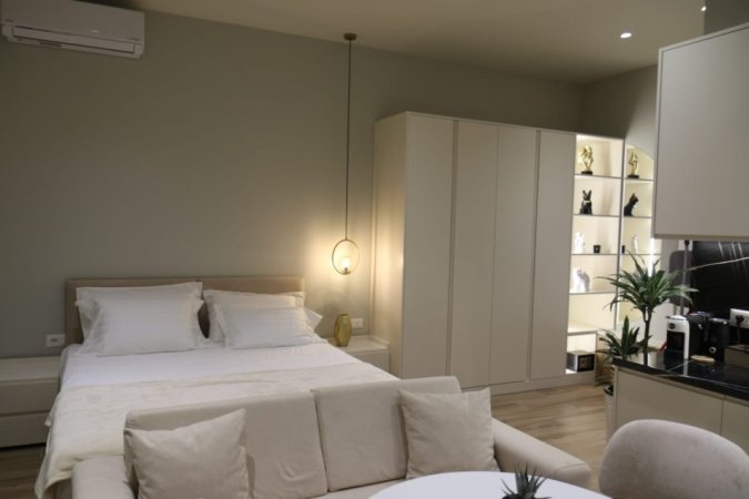 Tirane, shes garsonier 1+1+Ballkon Kati 1, 75 m² 268.000 € (zogu i zi)