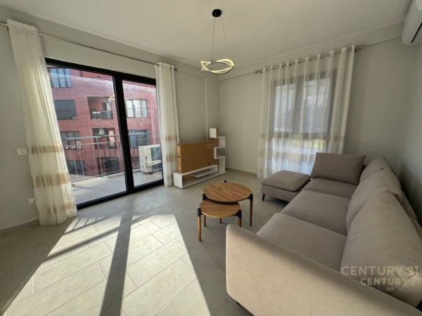 Tirane, jap me qera apartament 2+1 , 105 m² 650 € (KODRA E DIELLIT)