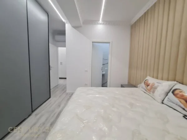 Tirane, jap me qera apartament 2+1+2+POST PARKIMI , 110 m² 1.200 € (LIQENI I THATE)