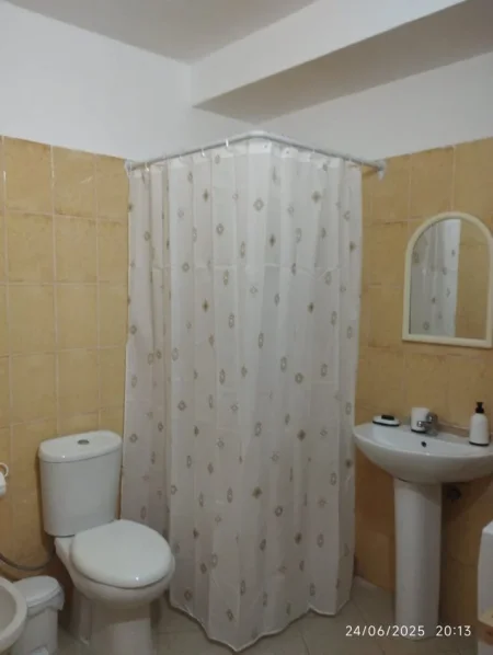 Jepet me qera apartament 1+1 Kati 9, 60 m² 45 € (Rr. F.Zaimaj, Zona 24, Shkembi i Kavajes, Durres)