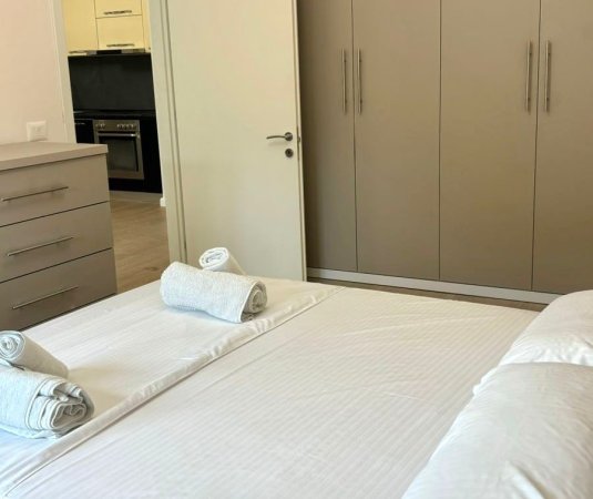 *Me Qera: 1+1 + 1 Ballkon 📍5 Maj (Prane Big Market) - 470€- S. 75m² - 100% e Re✨*
