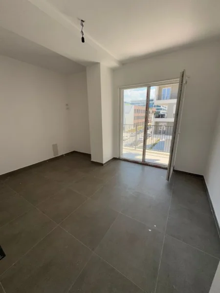 Tirane, shitet apartament 2+1+Ballkon Kati 2, 84 m² 90.000 € (Univers City Gati Per Banim 1070€/m2 Okazion)