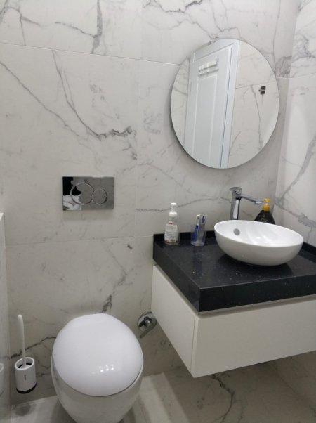 Tirane, jepet me qera apartament 2+1 Kati 5, 110 m² 1.100 € (MYSLYM SHYR)