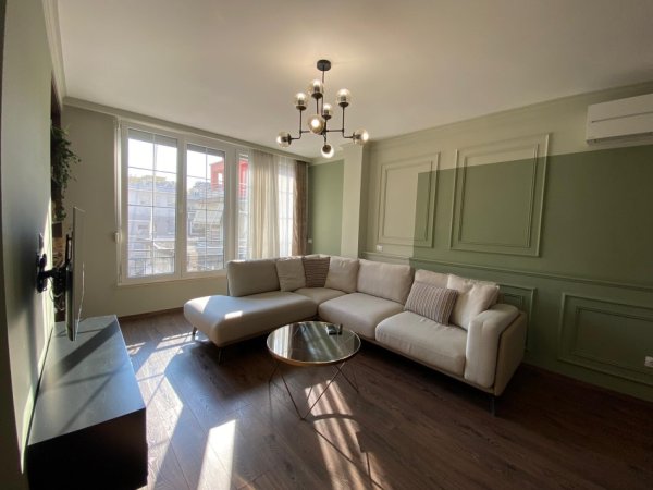 Tirane, jepet me qera apartament 2+1 Kati 5, 110 m² 1.100 € (MYSLYM SHYR)