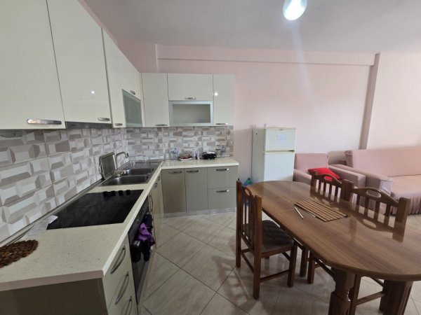 Tirane, shitet apartament 1+1+Ballkon Kati 8, 75 m² 110.000 € (Astir, Vila L)