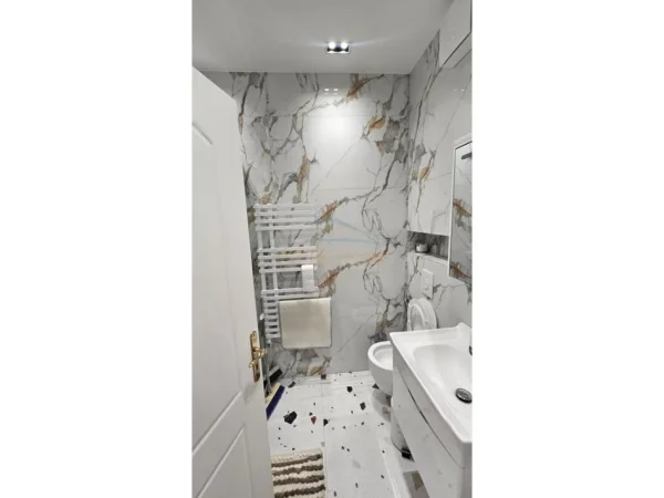 Durres Plazh, shitet apartament 1+1+Ballkon Kati 2, 65 m² 120.000 € (Durres)