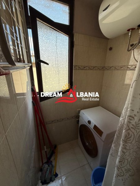 Tirane, jepet me qera apartament 2+1 Kati 4, 75 m² 550 € (prane Shkolles se Baletit)