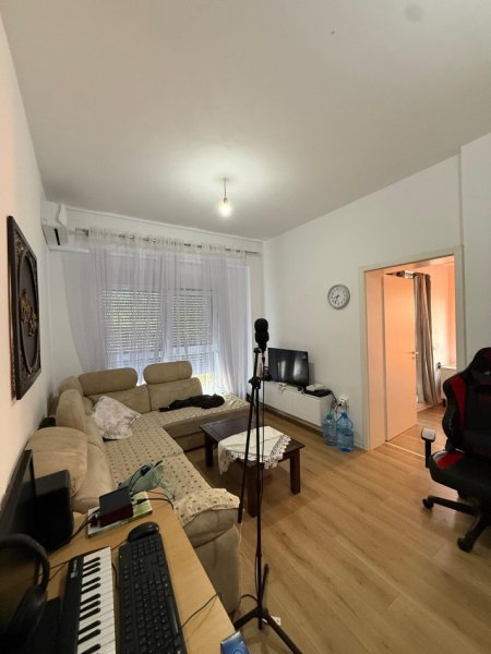 Tirane, shitet apartament 1+1 Kati 1, 70 m² 90.000 € 
