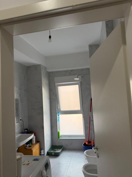 Tirane, shitet apartament 1+1 Kati 1, 70 m² 90.000 € 