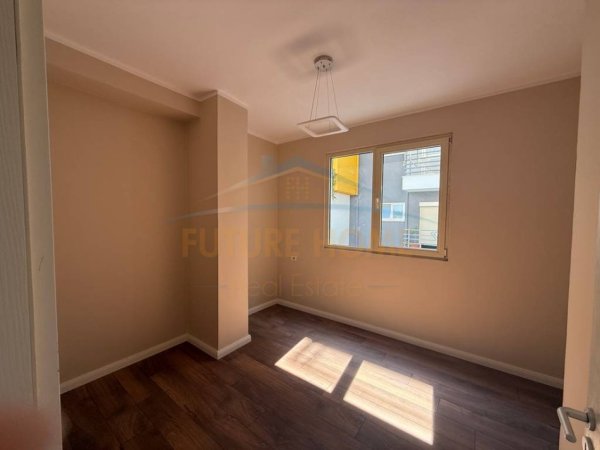 Tirane, shitet apartament 2+1 Kati 1, 69 m² 113.000 € 