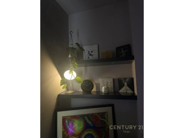 Tirane, jepet me qera apartament 1+1 Kati 14, 63 m² 650 € (ZOGU I PARE)