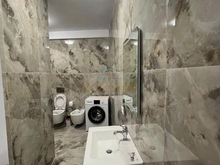 Tirane, jepet me qera apartament 2+1+Ballkon Kati 3, 80 m² 1.000 € 