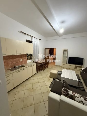 Tirane, jepet me qera shtepi 1+1 Kati 1, 60 m² 300 € (5 Maji)