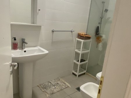 Tirane, jepet me qera apartament 1+1+Ballkon Kati 2, 71 m² 590 € 