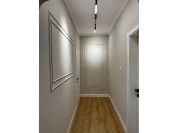Tirane, jepet me qera apartament 2+1 Kati 2, 75 m² 1.200 € 