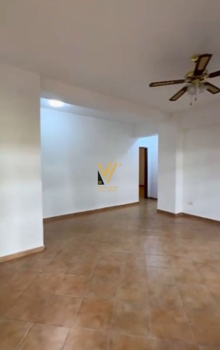 Tirane, shitet apartament 2+1+Ballkon Kati 2, 127 m² 255.000 € (SQUARE 21)