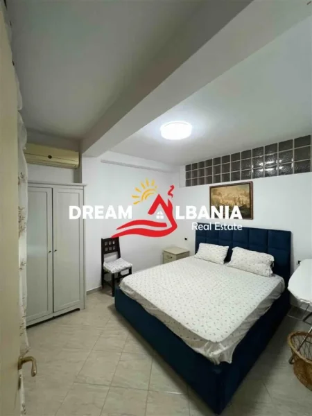 Tirane, jepet me qera apartament 2+1 Kati 3, 70 m² 650 € (Sheshi Willson)