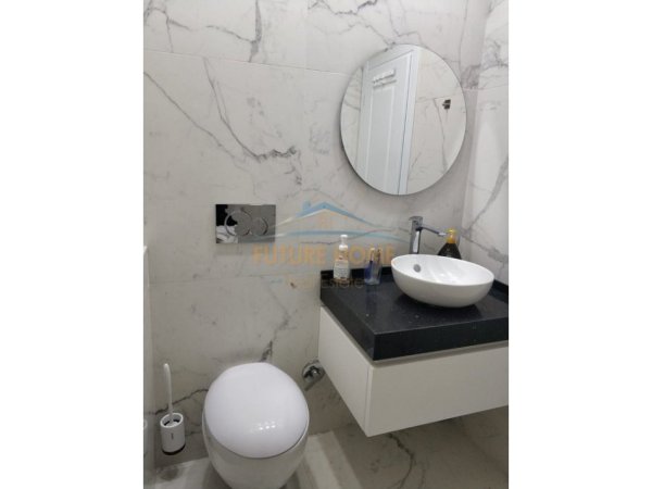 0683487469 Tirane, jepet me qera apartament 2+1 Kati 5, 110 m² 1.100 € (Rruga Islam Alla)