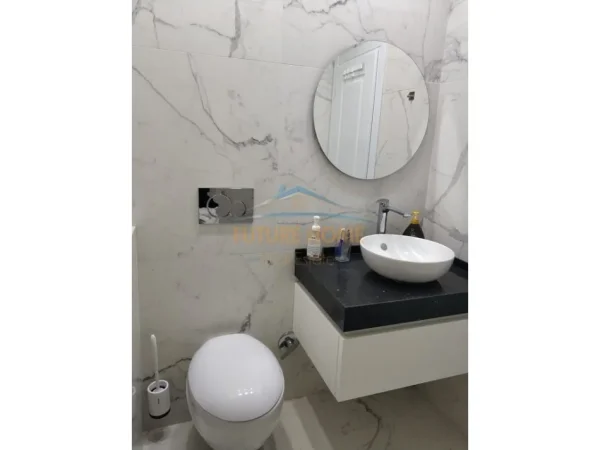 0683487469 Tirane, jepet me qera apartament 2+1 Kati 5, 110 m² 1.100 € (Rruga Islam Alla)