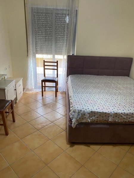 Tirane, jepet me qera apartament 1+1+Ballkon Kati 6, 100 m² 500 € (IRFAN TOMINI)