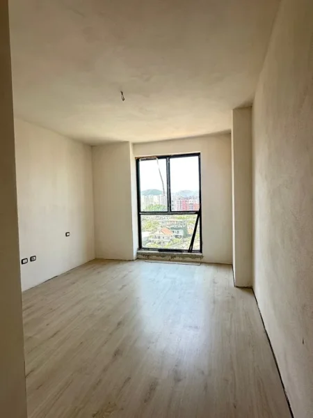 Tirane, shitet apartament 2+1 Kati 8, 121 m² 193.600 € (Fusha e Aviacionit)