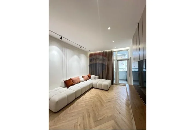 Tirane, jepet me qera apartament 3+1+Ballkon Kati 2, 150 m² 15.000 € (kika 2)