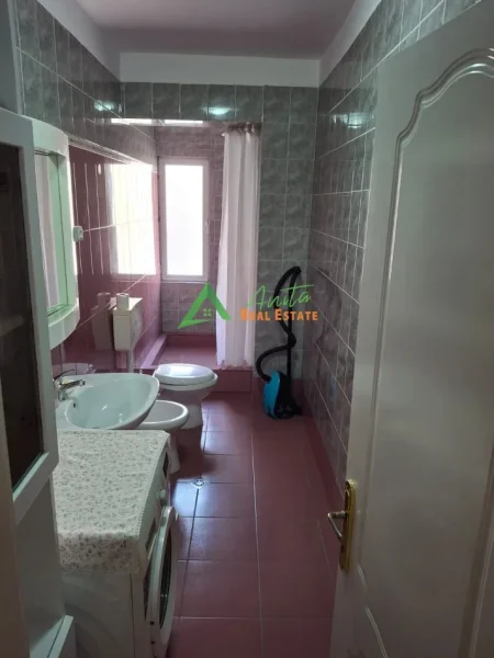 Tirane, jepet me qera apartament 1+1+Aneks+Ballkon Kati 2, 90 m² 70 000 Leke (Myslym Shyri)