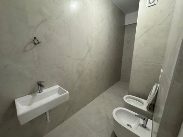 Tirane, shes apartament 1+1+Ballkon Kati 1, 55 m² 71.500 € (rruga e dajtit , Rezidenca OXA)